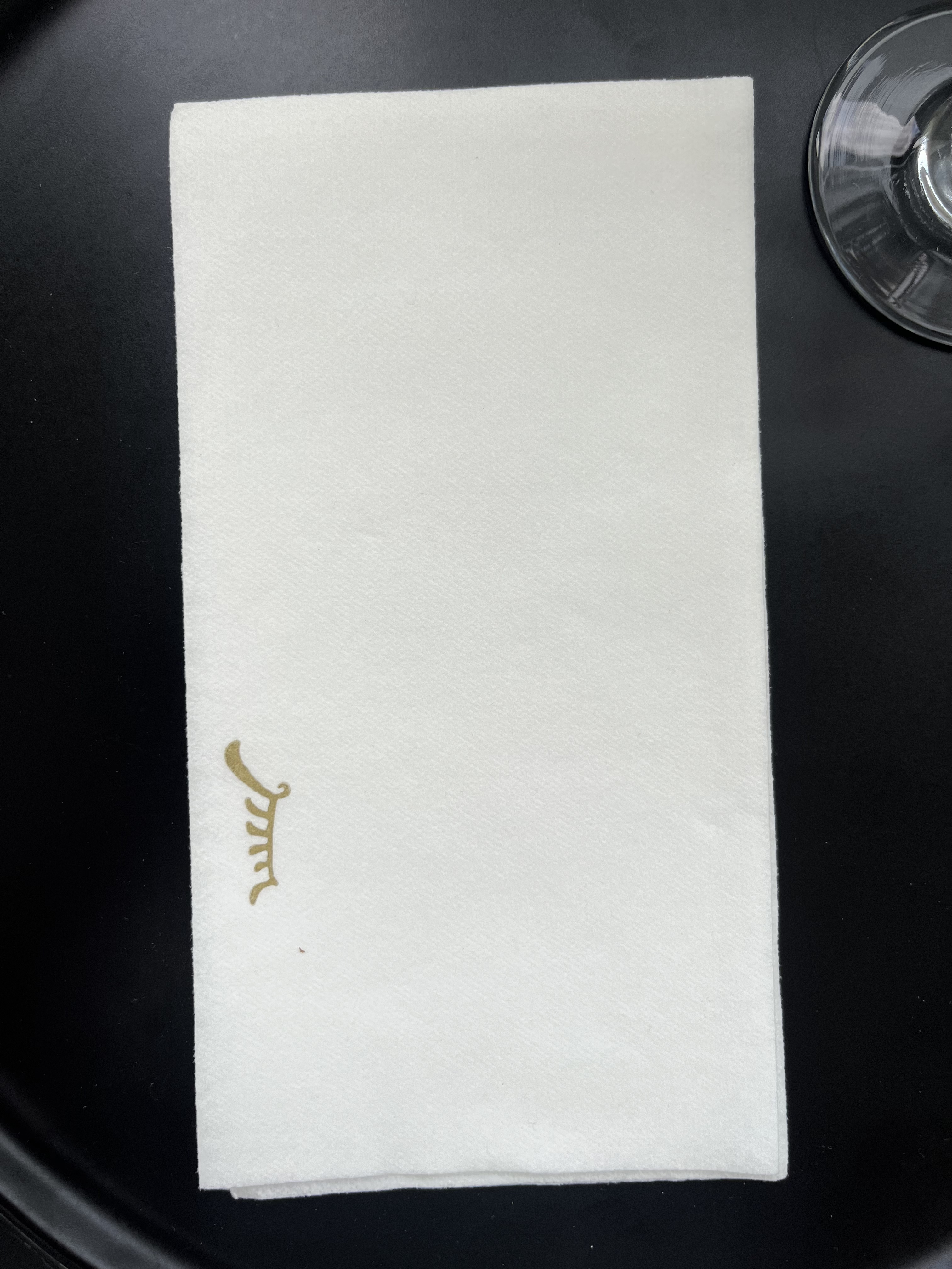 High Weight 70Gsm White Airlaid Paper Napkins - High Absorbency for Weddings & Parties 
