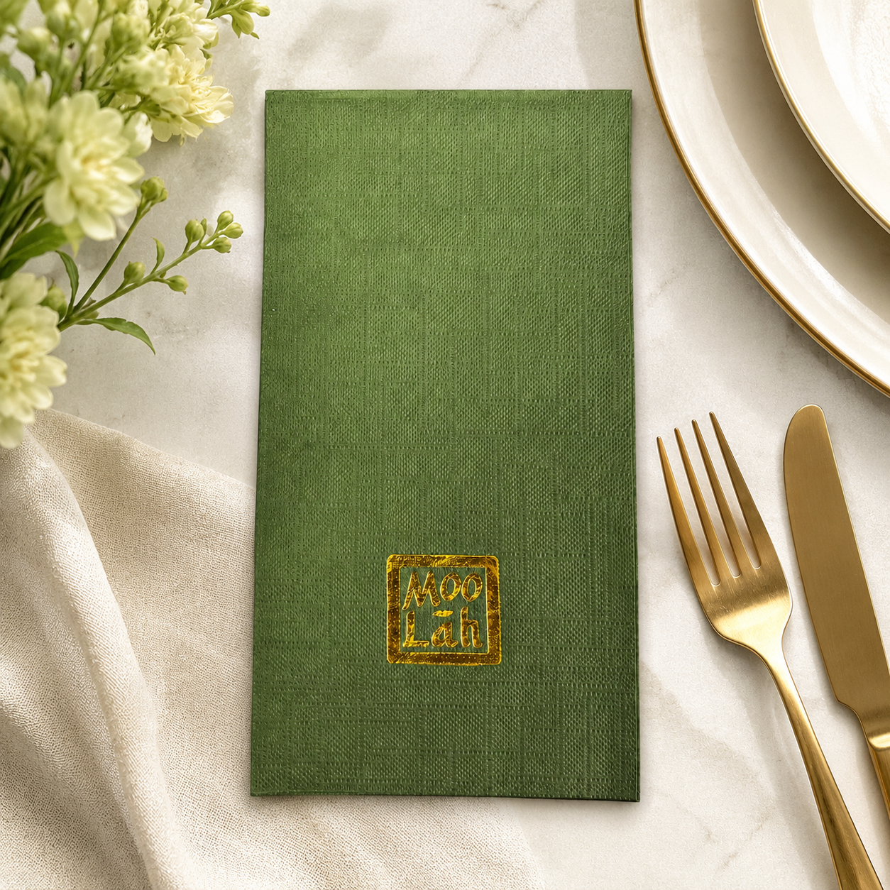 Green Airlaid Dinner Napkin With Custom Gold Stamped Logo For Restaurant